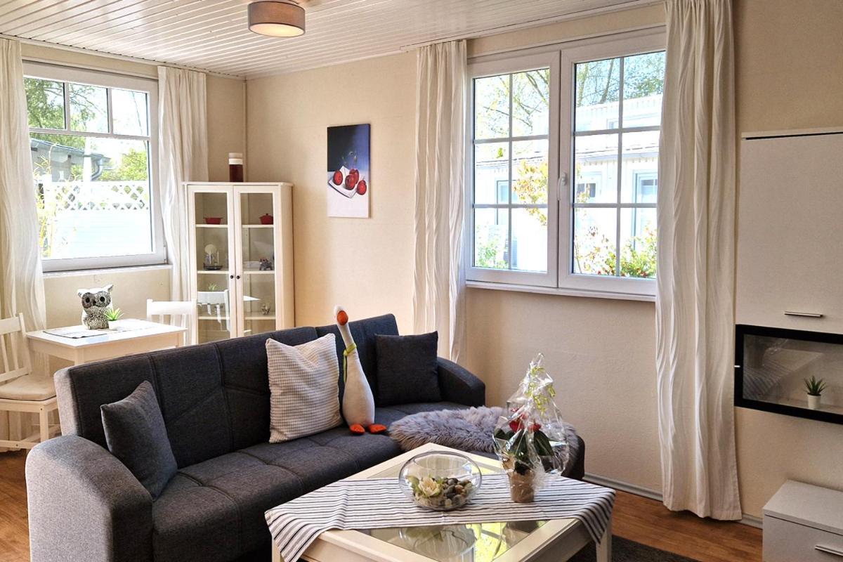 Ferienbungalow Haus Am Teich ボルテンハーゲン エクステリア 写真
